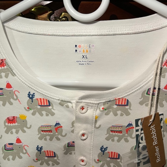 Roller Rabbit Pajama Set- Never Worn with Tags - Picture 2 of 5